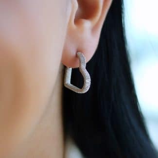 BRINCO LISO ARGOLA ARAMADO CORACAO 20 MM