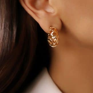 BRINCO LISO VAZADO FORMATO ARGOLA